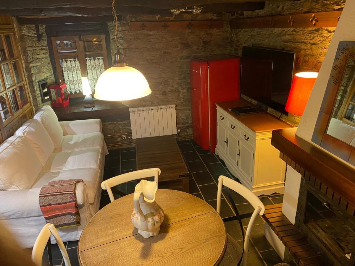 Casas Rurales Tareira En Тарамунди Екстериор снимка
