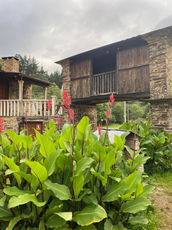 Casas Rurales Tareira En Тарамунди Екстериор снимка