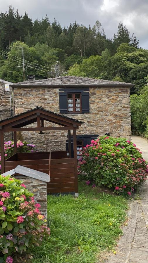Casas Rurales Tareira En Тарамунди Екстериор снимка