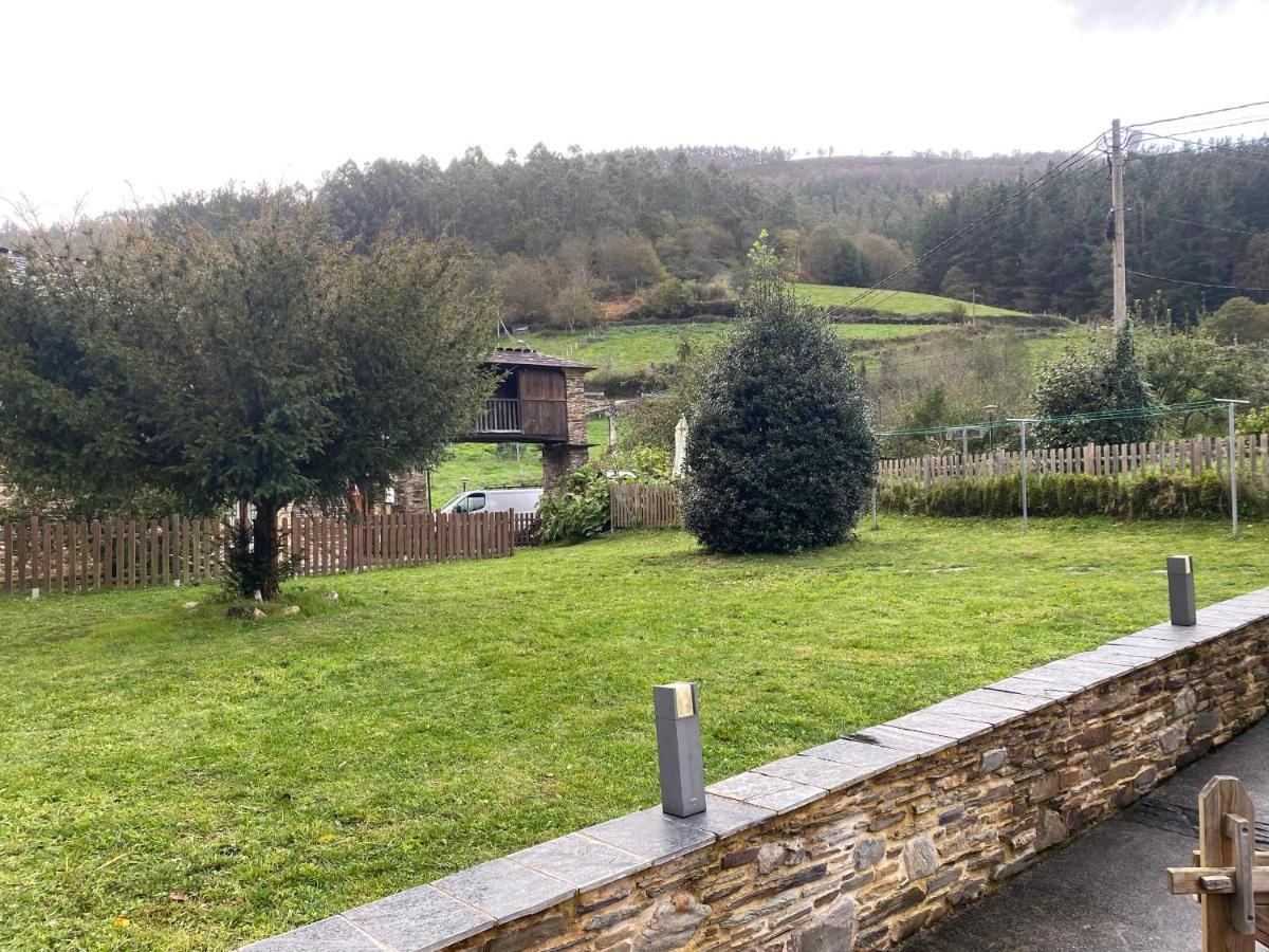 Casas Rurales Tareira En Тарамунди Екстериор снимка