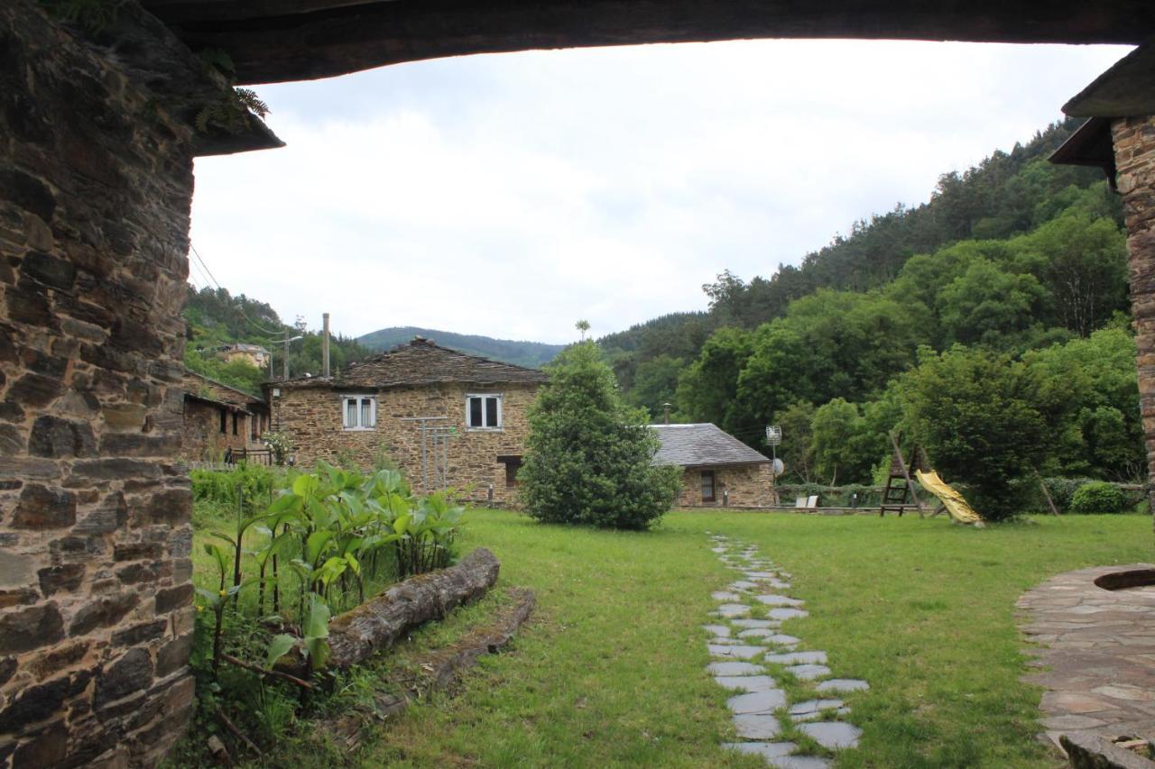 Casas Rurales Tareira En Тарамунди Екстериор снимка